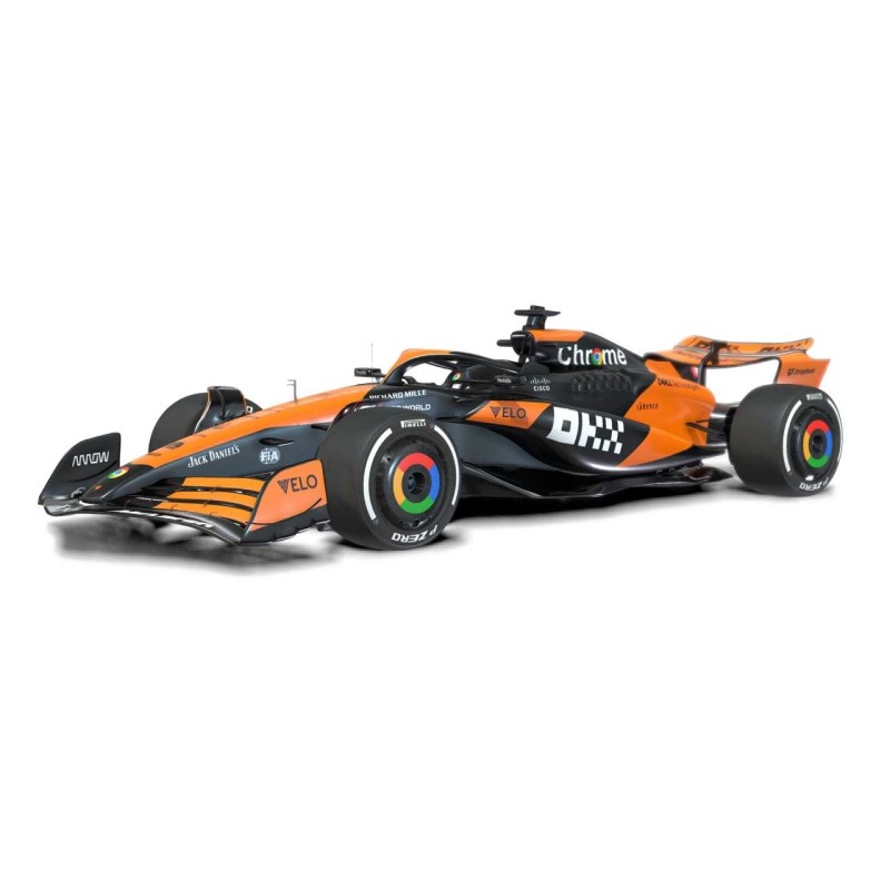 Burago 38214N - Mc Laren F1 MCL38 Lando Norris Scala 1:43